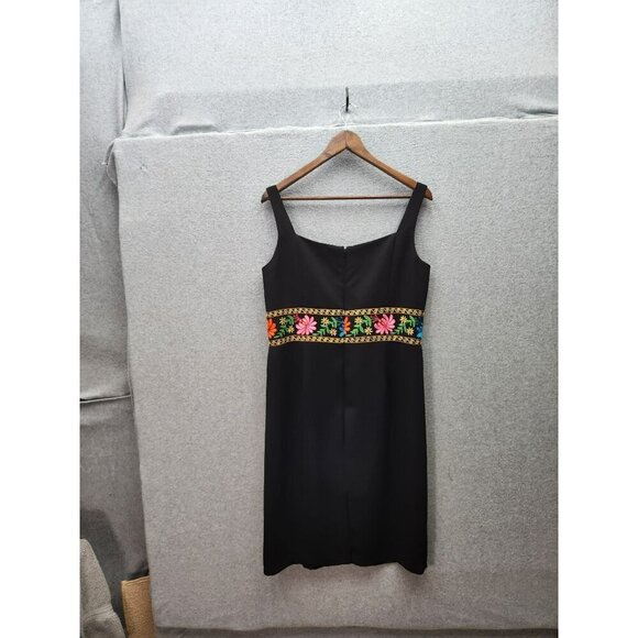 Black Sleeveless Donna Morgan Dress With Floral Embroidered Waistband & Back Zip - Picture 4 of 4